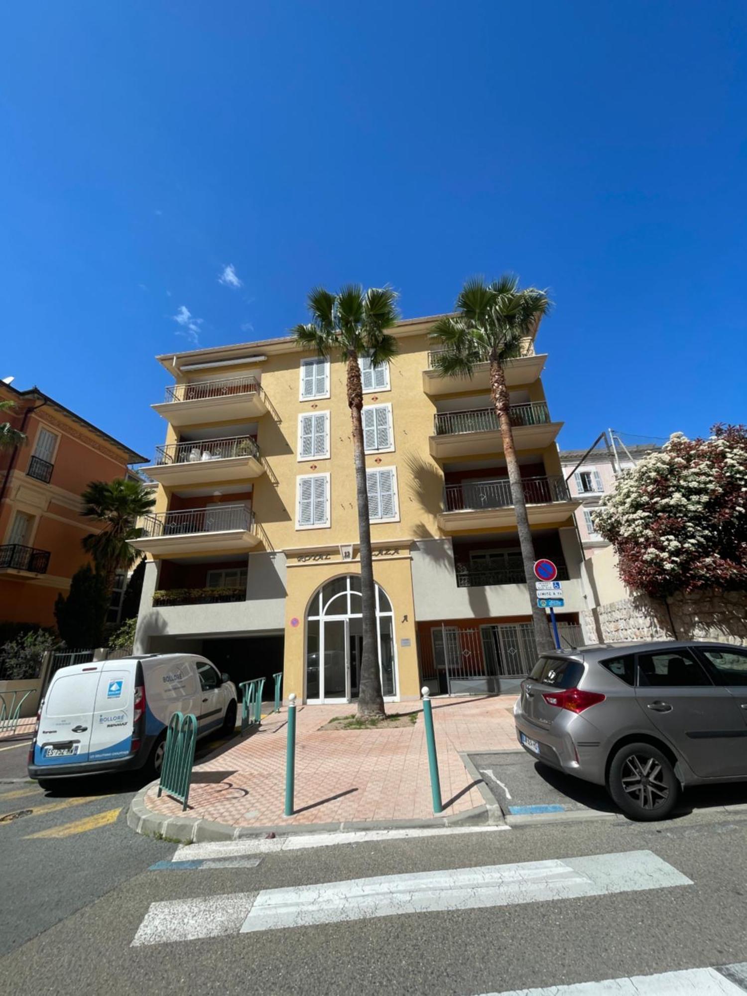 Royal Plazza, Beau T2 Centre Ville, Parking Menton Dış mekan fotoğraf